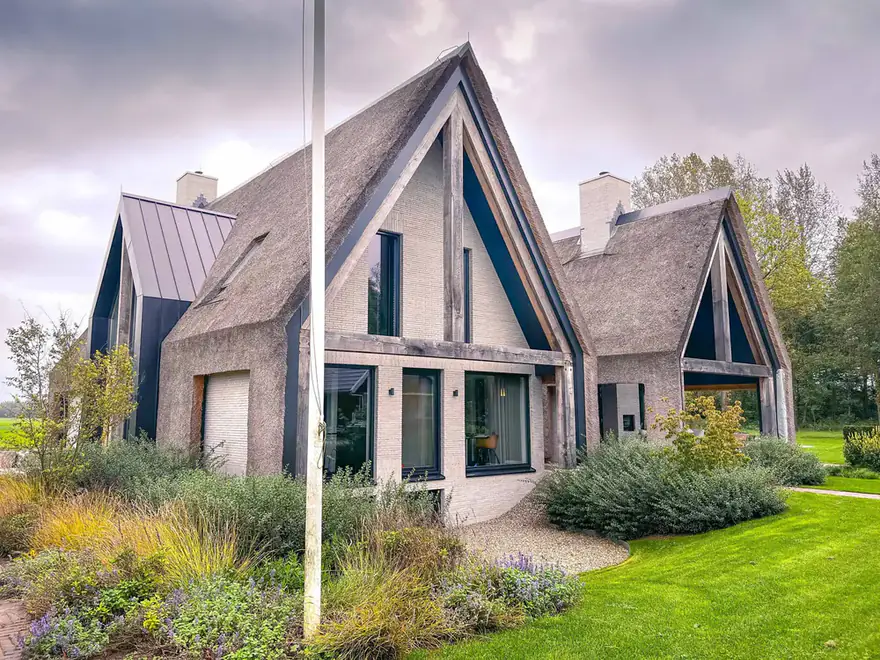 Beplanting rond een landelijke villa